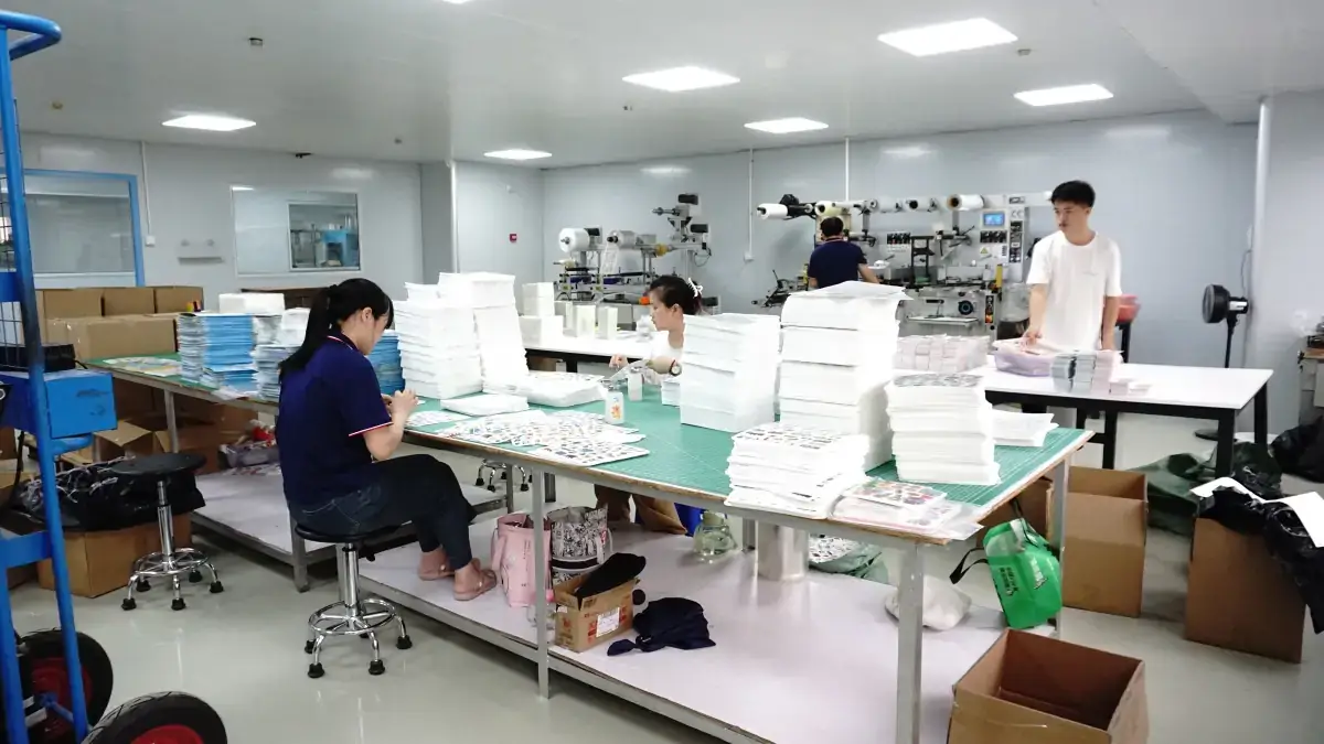 OEM Custom Stickers Factory Production Line OEM Custom Stickers Factory Production Line